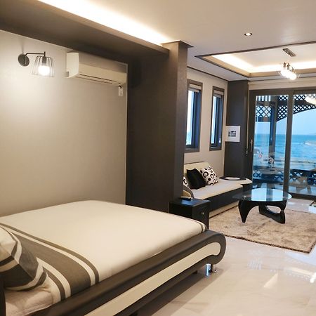 Gangneung White Beach Pension Bagian luar foto