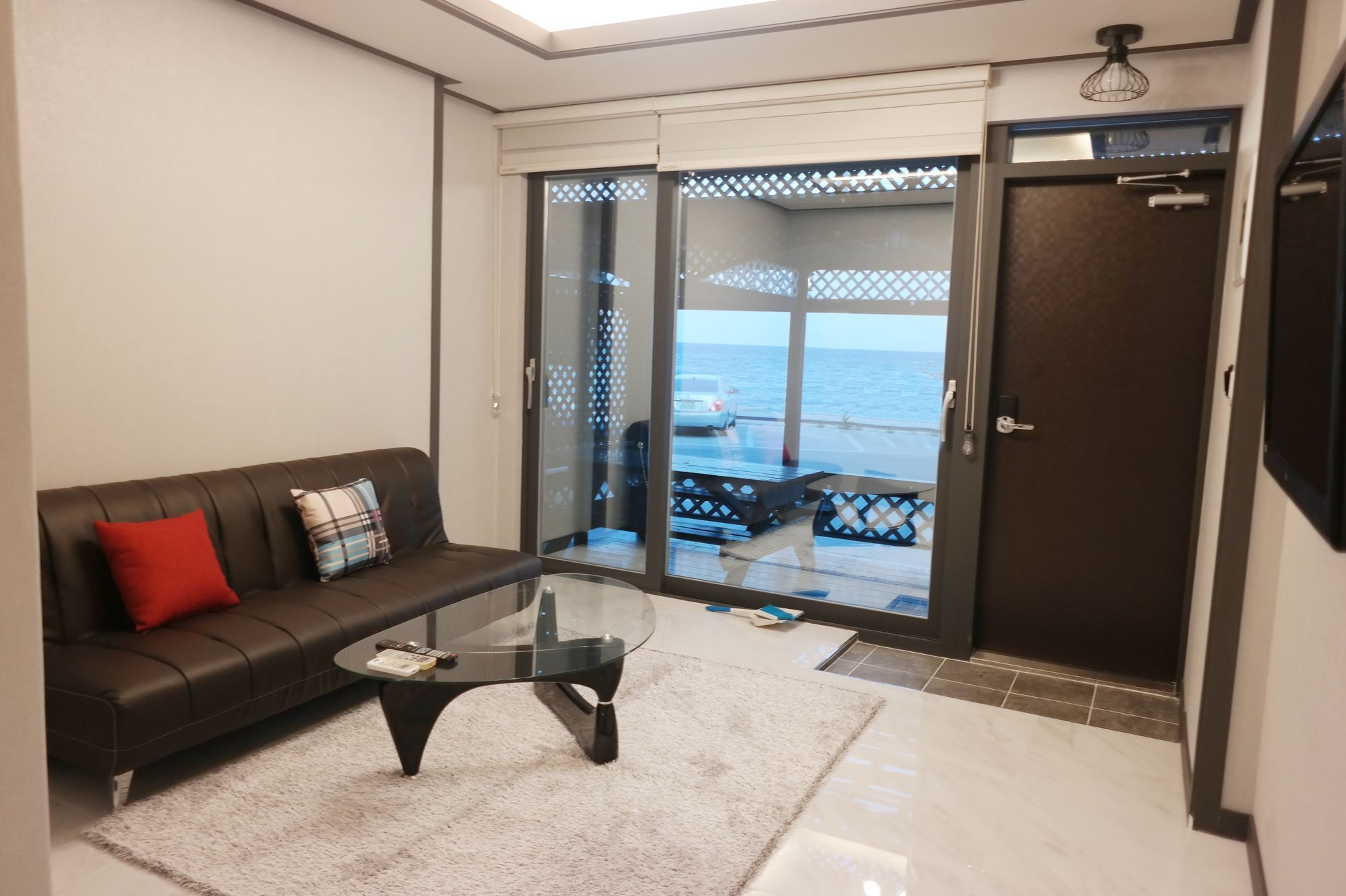 Gangneung White Beach Pension Bagian luar foto