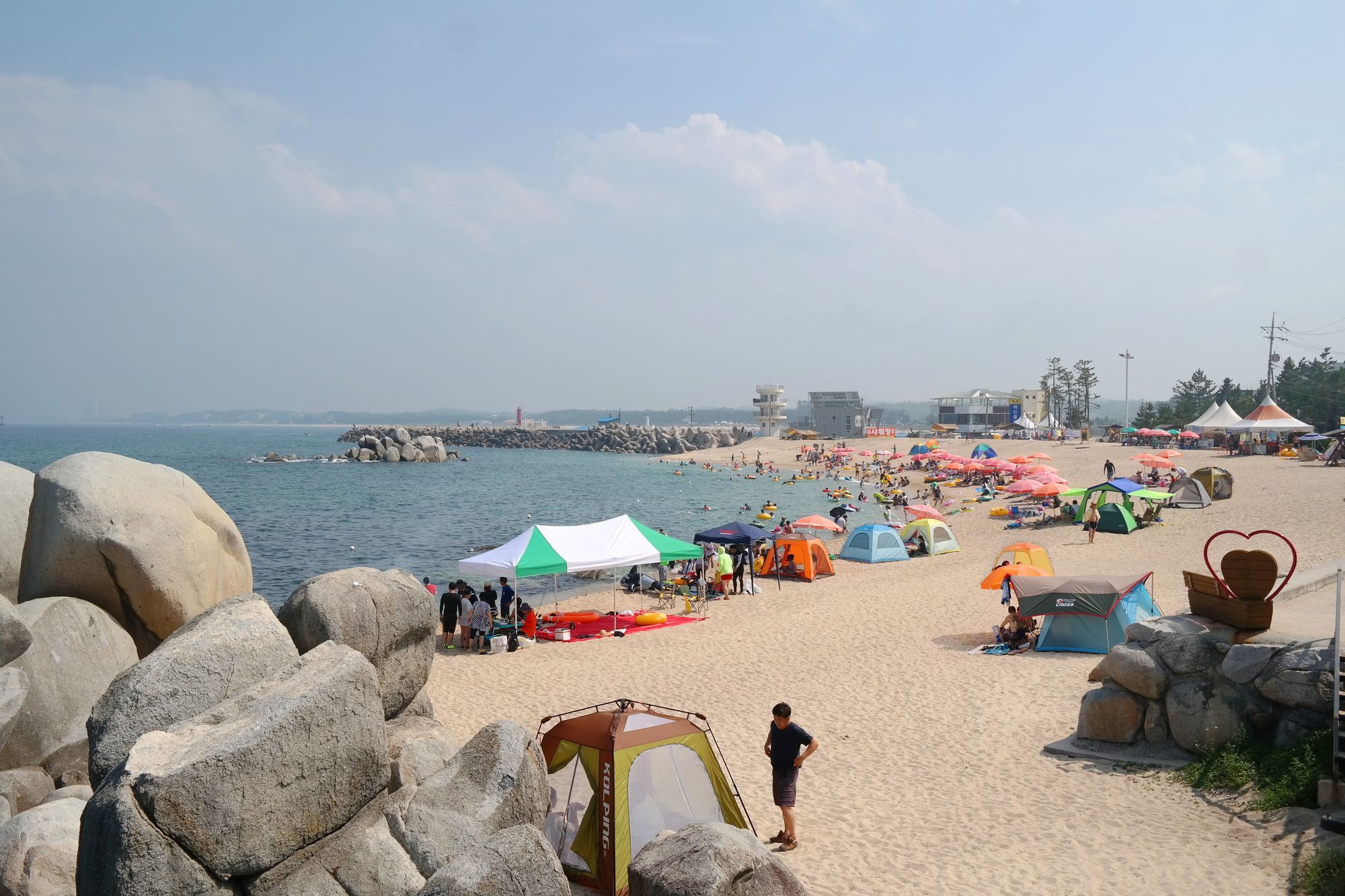 Gangneung White Beach Pension Bagian luar foto