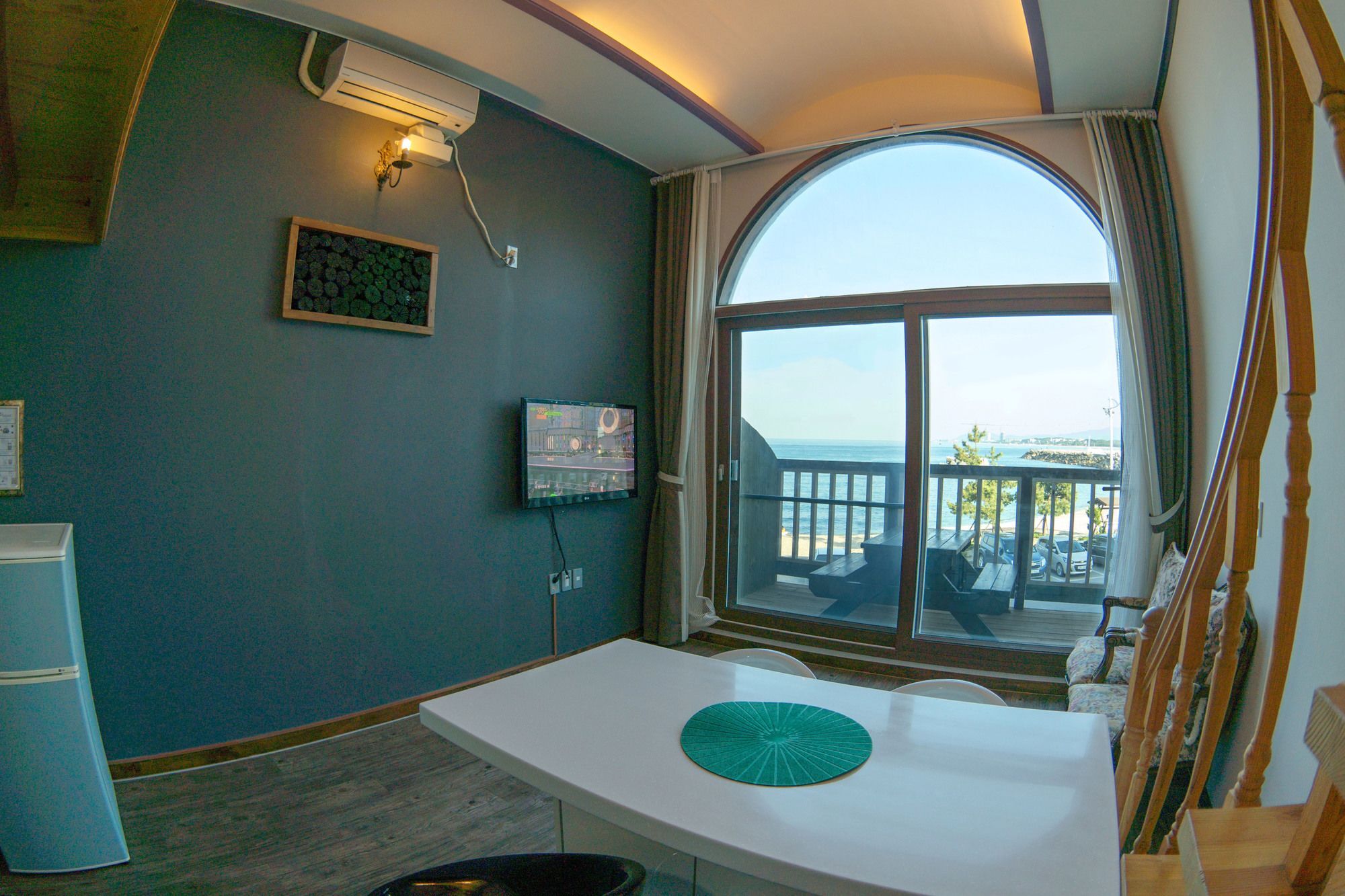 Gangneung White Beach Pension Bagian luar foto