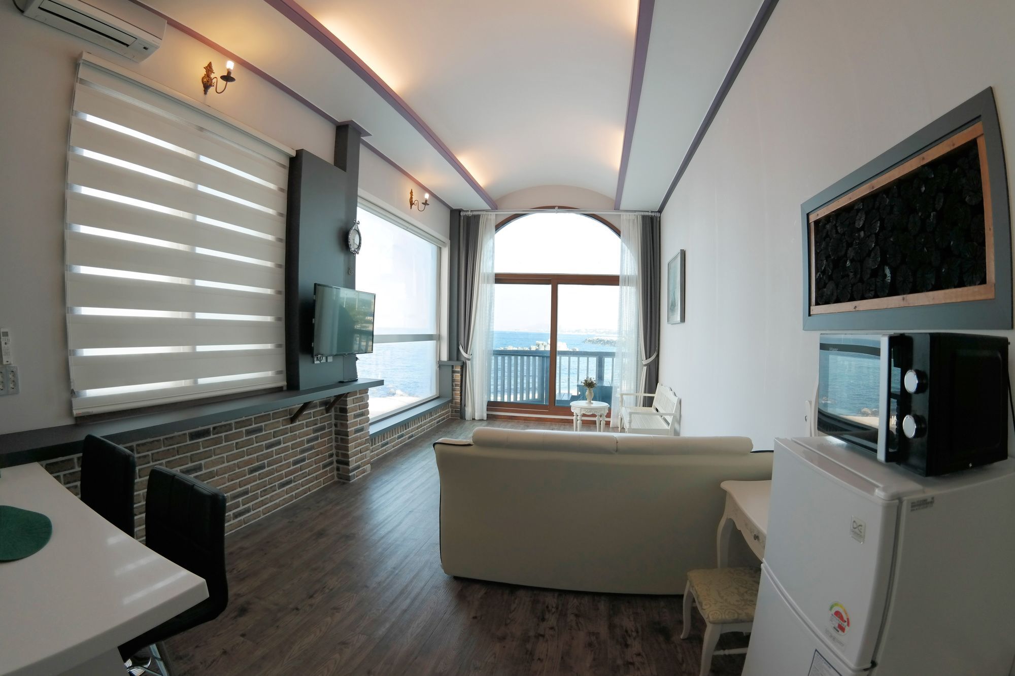 Gangneung White Beach Pension Bagian luar foto