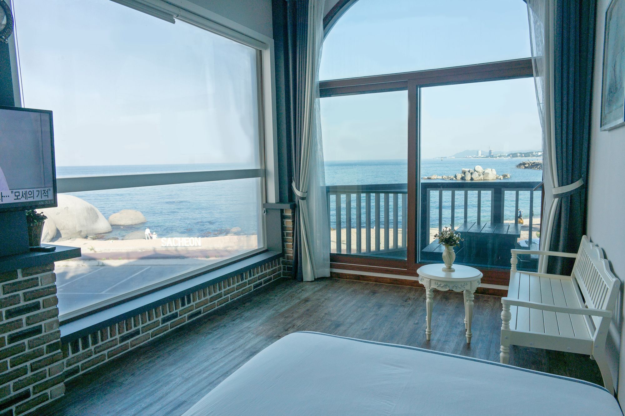 Gangneung White Beach Pension Bagian luar foto